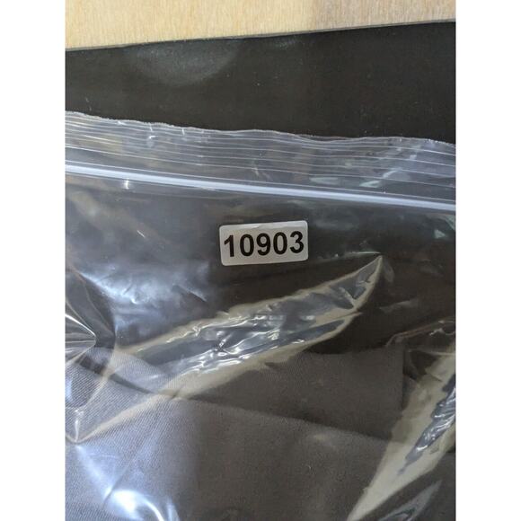 Yogalicious Lux Everyday 5" Biker Shorts Womens Medium Gray Stretch Pull On - Picture 10 of 10